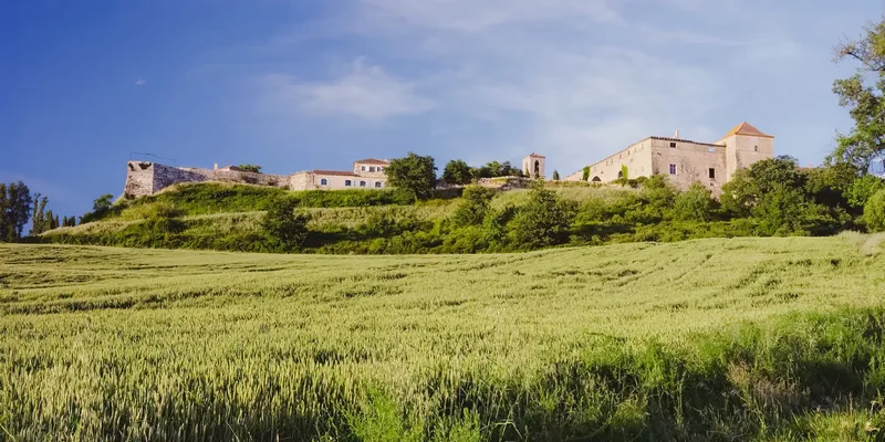 Village Castelnau des Fieumarcon