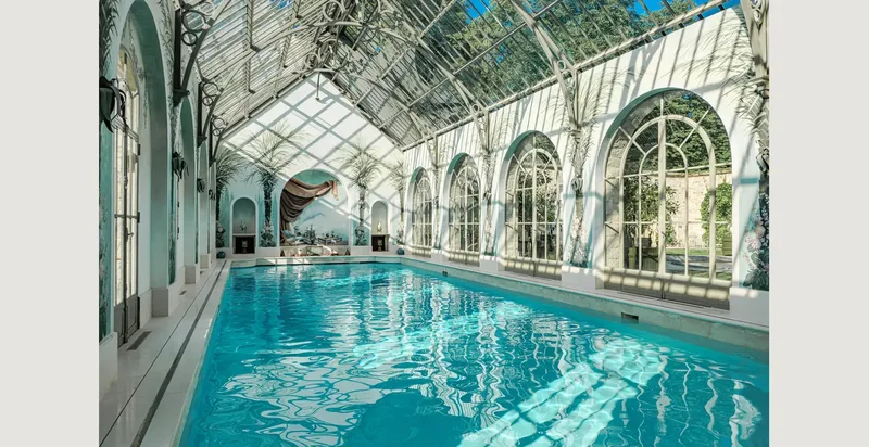 Paris Chateau