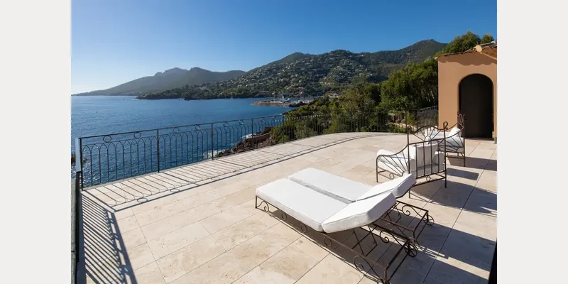 The Cannes Wedding Villa