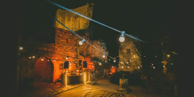 Château de Roussillon