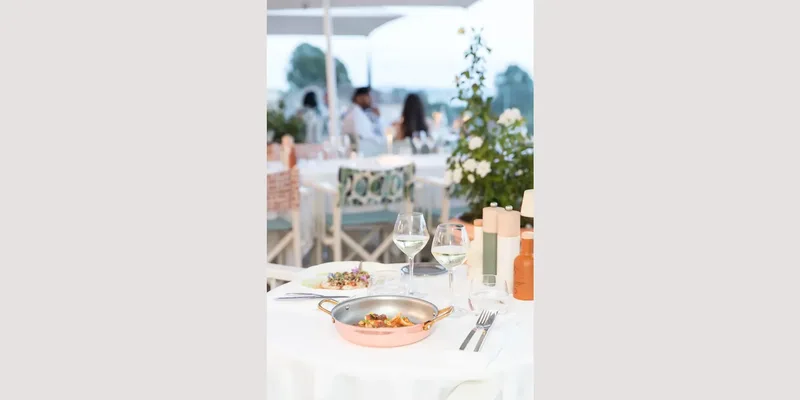 Hotel Chateau Rose